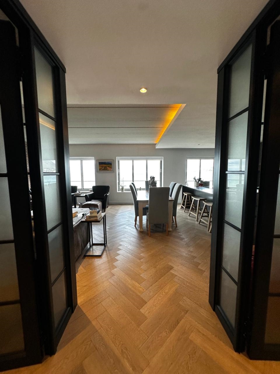 To Let 2 Bedroom Property for Rent in Simons Town Western Cape